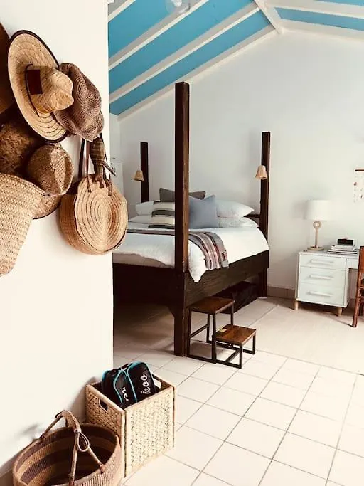 Island Apartment In Coolidge, 2Mins To Beach Osbourn