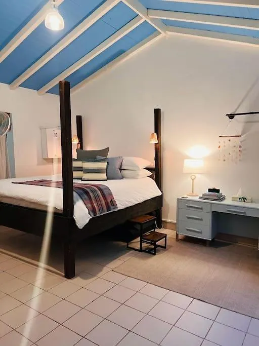 Island Apartment In Coolidge, 2Mins To Beach Osbourn